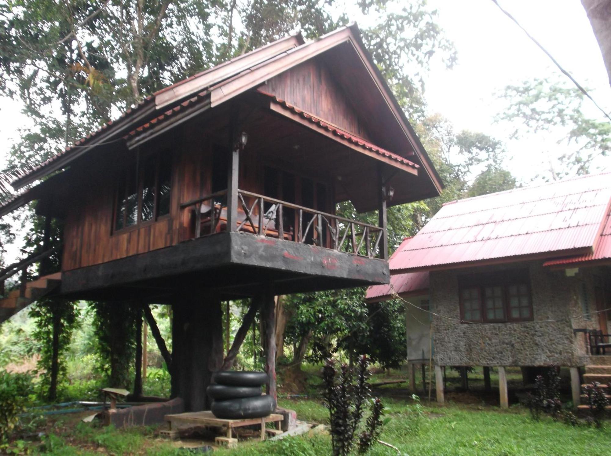 Bamboo House Hotel Khao Sok National Park Ngoại thất bức ảnh